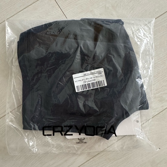 CRZ YOGA Womens ButterLuxe High Waisted Biker Shorts 6 Inches True Navy US S NWT - Picture 4 of 5